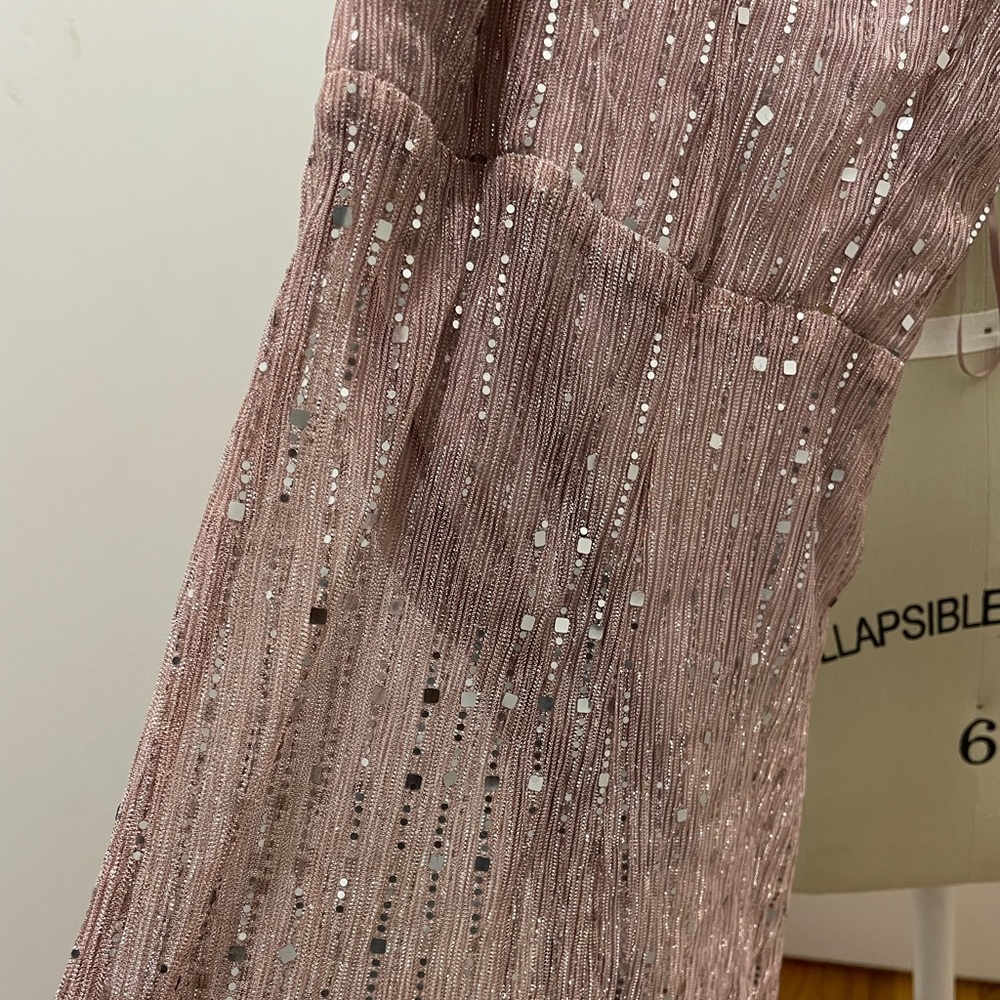 Sparkling It Up- Mauve - image 2